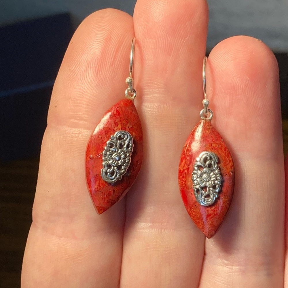 Sponge Coral 925 Fish Hook Earrings